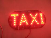 Фонарь Такси TAXI диодный! На присосках (на стекло) (ЦВЕТ КРАСНЫЙ) Габариты: 7х14см ПИР 53225 (ФОТО В РАБОТЕ
