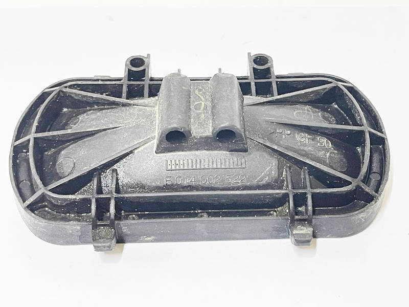 Крышка передней фары MAZDA 6 Mk1 (2002-2008г) БУ OEM 014002522 (заглушка) (пр-во MAZDA Япония) ВС - фото