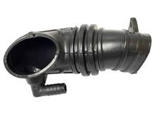 Патрубок воздушного фильтра OPEL ASTRA, CALIBRA, VECTRA 1.8, 2.0, 2.2 (1992-2002г) OEM 836791 (YTT) ВС VE